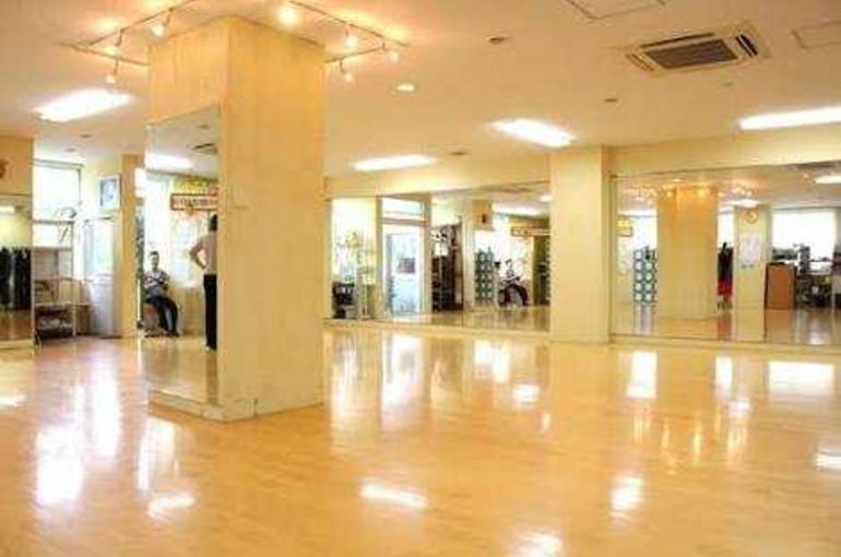 西船橋の社交ダンススクールは文化の日も！