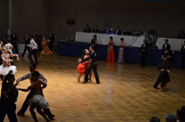 ボールルームダンスの競技会に向けて！ 西船橋のダンススタジオから
