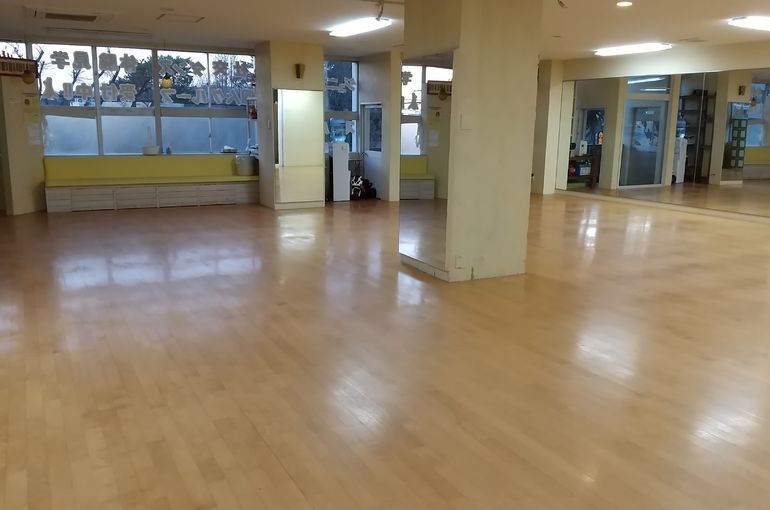 西船橋の社交ダンススタジオの大掃除！