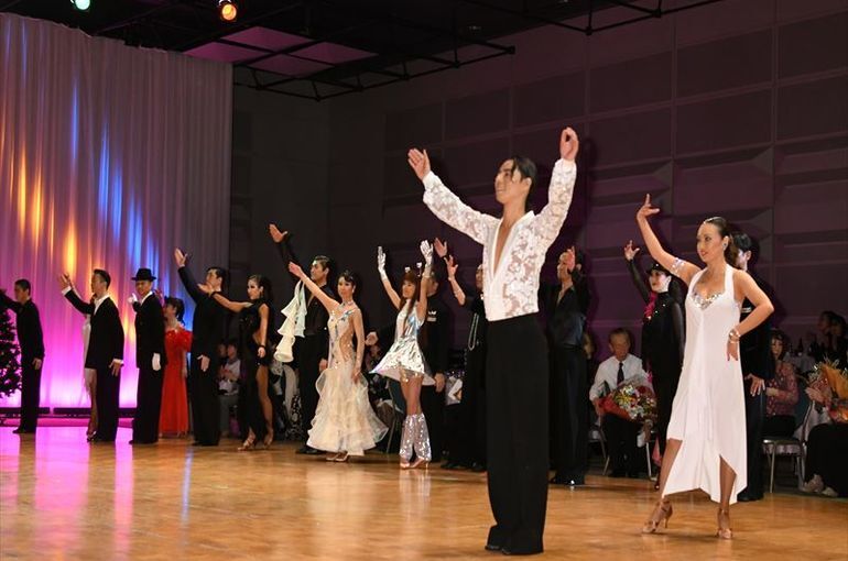ダンスDOJOイワミツ秋のパーティーに向けて