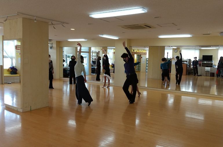千葉・船橋で社交ダンスのサークルを選ぶなら