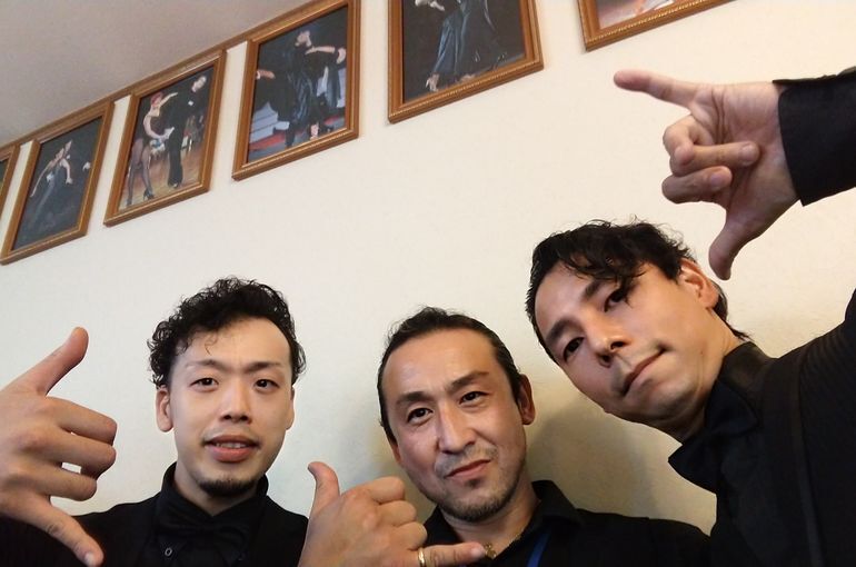 ８月のパーティーはダンススタジオ夏見パーティーから